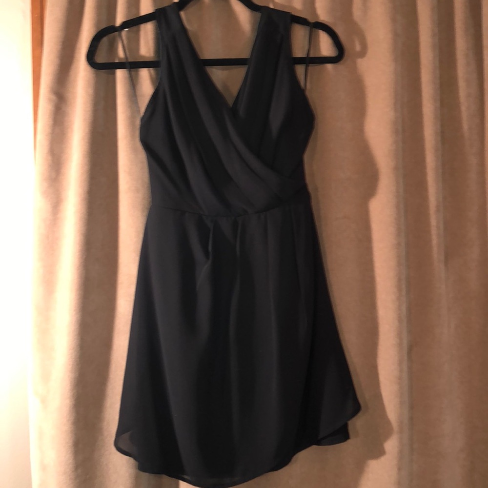 Dress - Picture 2 of 4